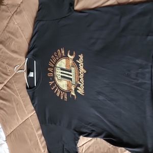 Men's black 3Xl Harley-Davidson tee.